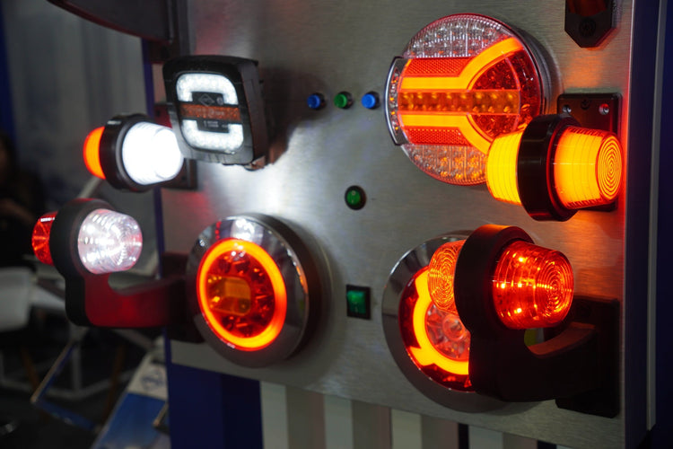Commercial Truck & Trailer Lights