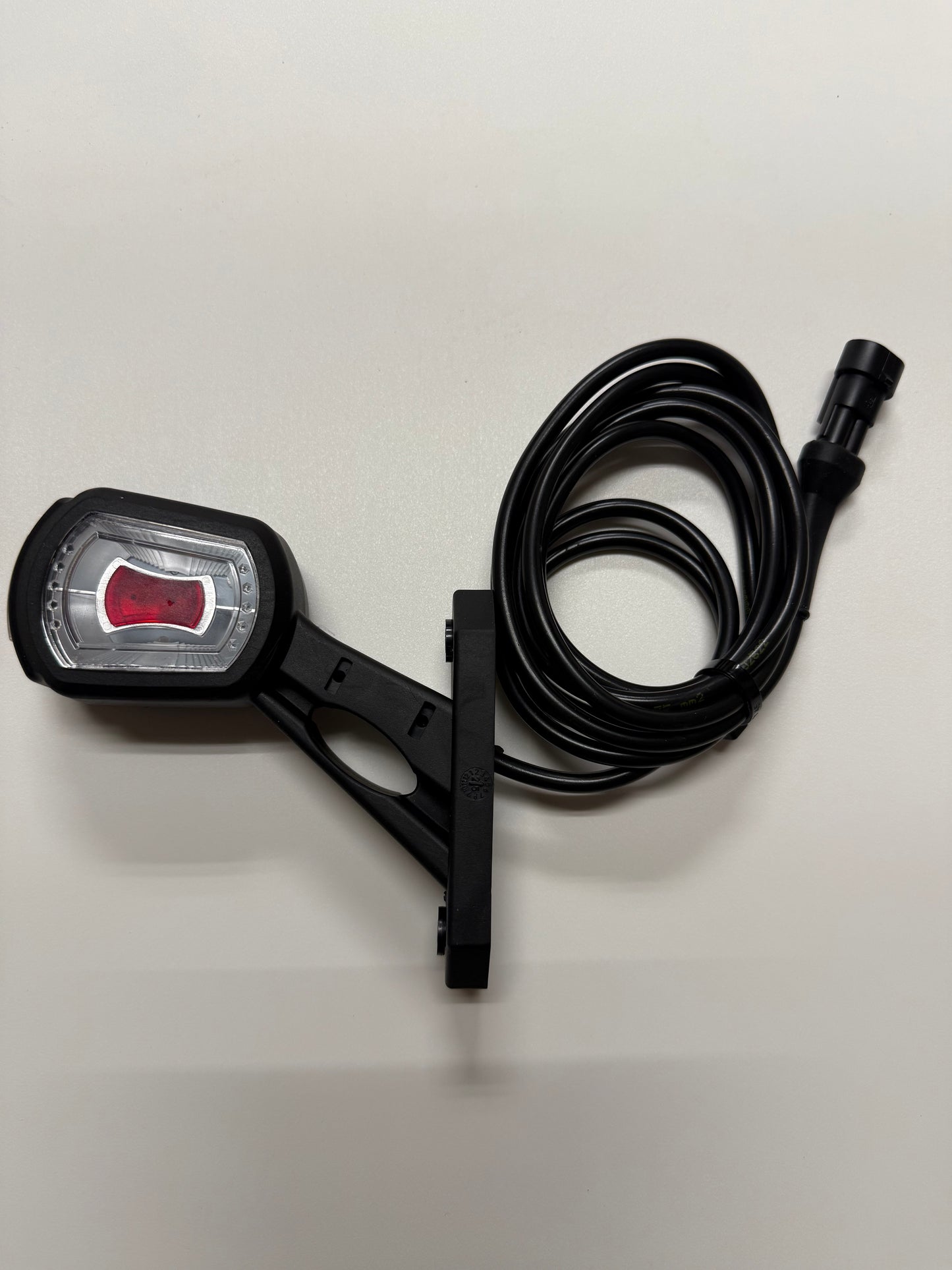 LED Side Outline Marker Light Set x2 Left Right LDCC 2697 & LDCC 2696 with cable and mounting arm for trailer visibility.