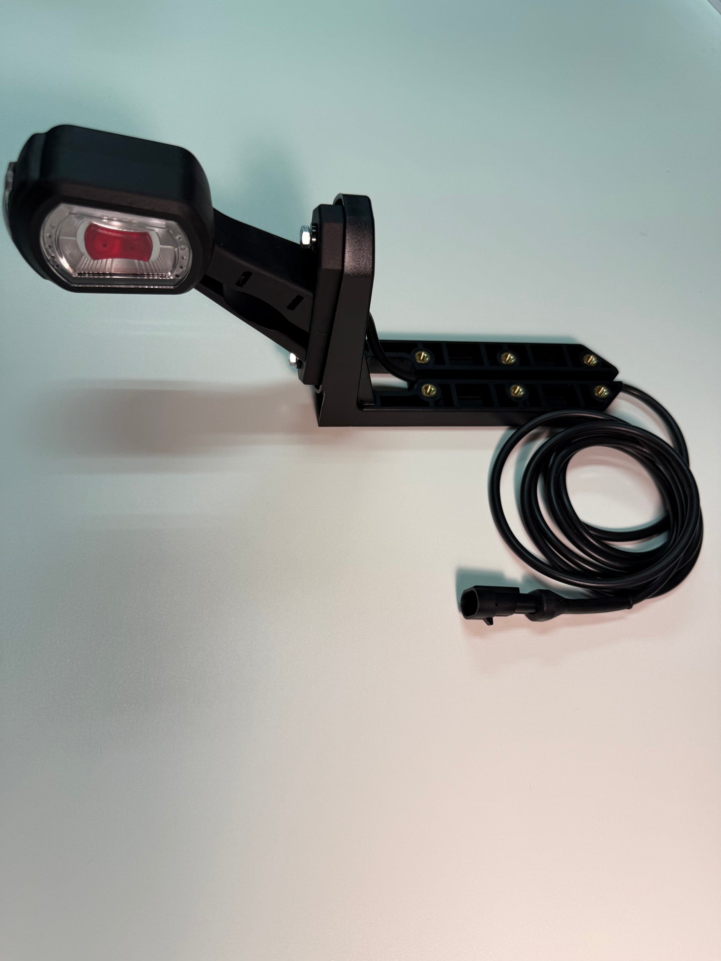 LED Side Outline Marker Lamp Set x2 Left Right LDCC 2697 & LDCC 2696 with mounting arm on mounting bracket and 6FT cable for trailers.