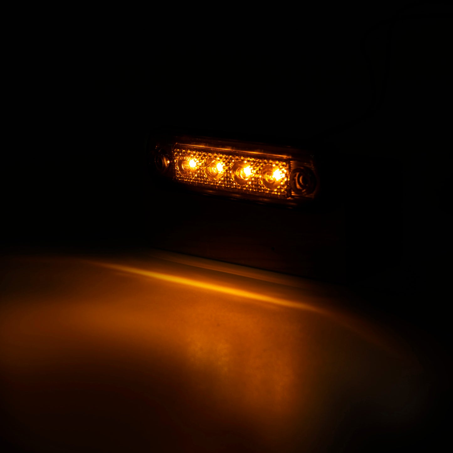 Marker Light LD 676 GRAPHITE amber