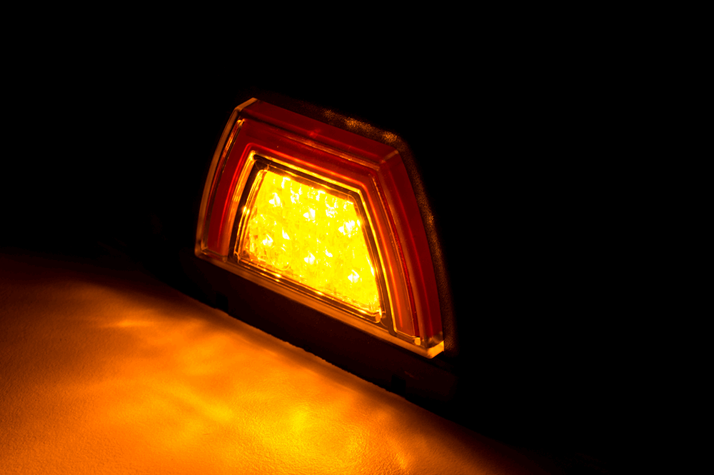 Rear Roof Multifunction LED Light with Tail & Indicator RL 3089