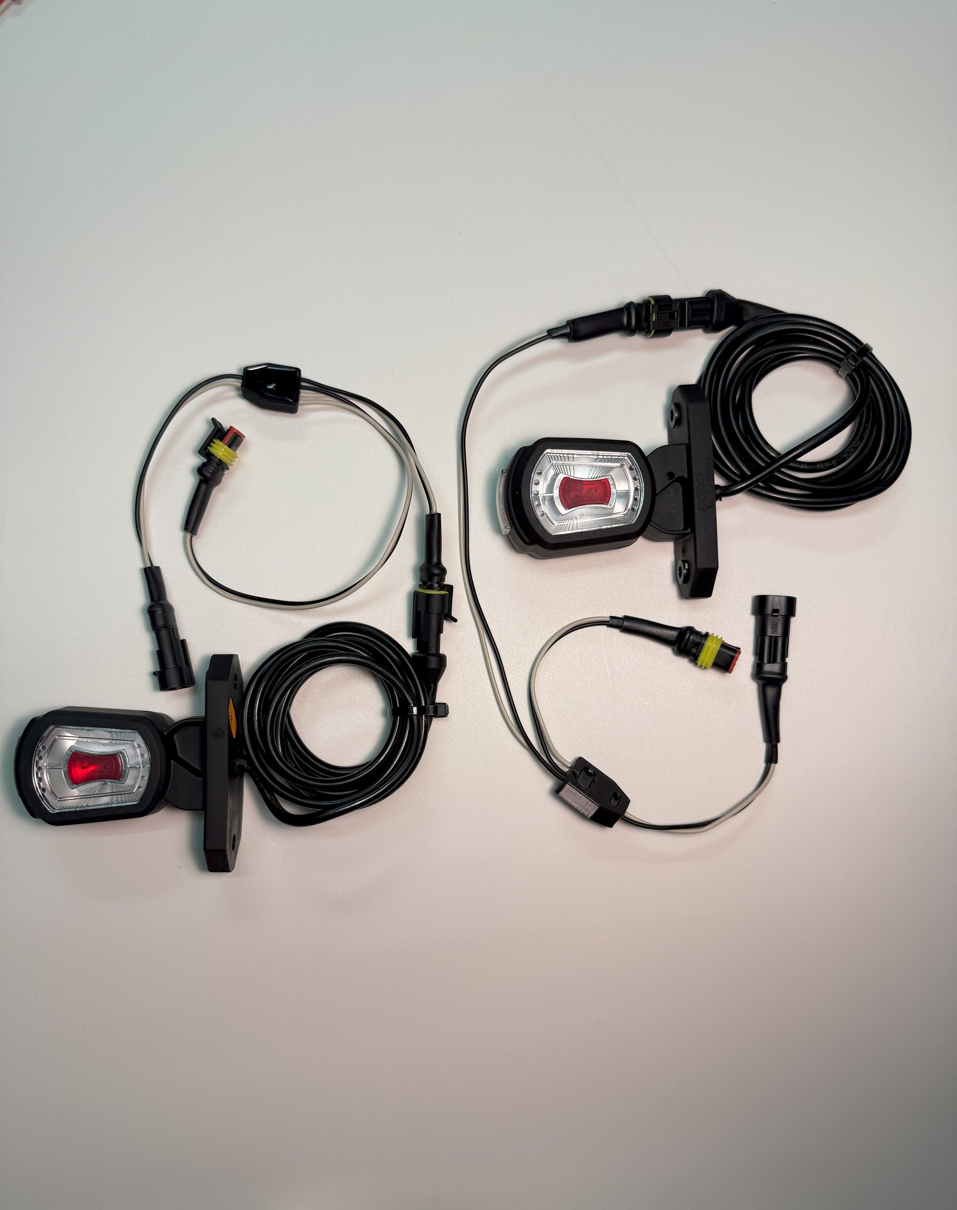 Short Arm LED Side Outline Marker Lamp Set LDCC 2776 & LDCC 2777 with 6FT cable for truck and trailer visibility and safety.
