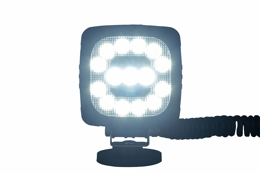 Work Light With Magnetic Assemble Base and Cigarette Lighter Plug LRD 2685