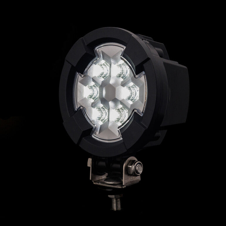 Work light RAPTOR (dispersed light, 1600 lm) LRD 3182 with illuminated LED array in black casing and metal mounting bracket