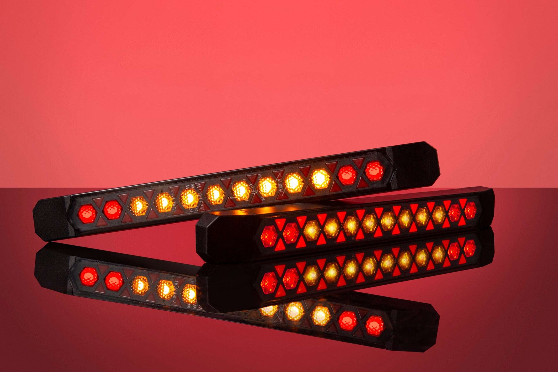 Rear Multifunction LED Amber and Red Light With Dynamic Direction Indicator LIZARD RL 3141