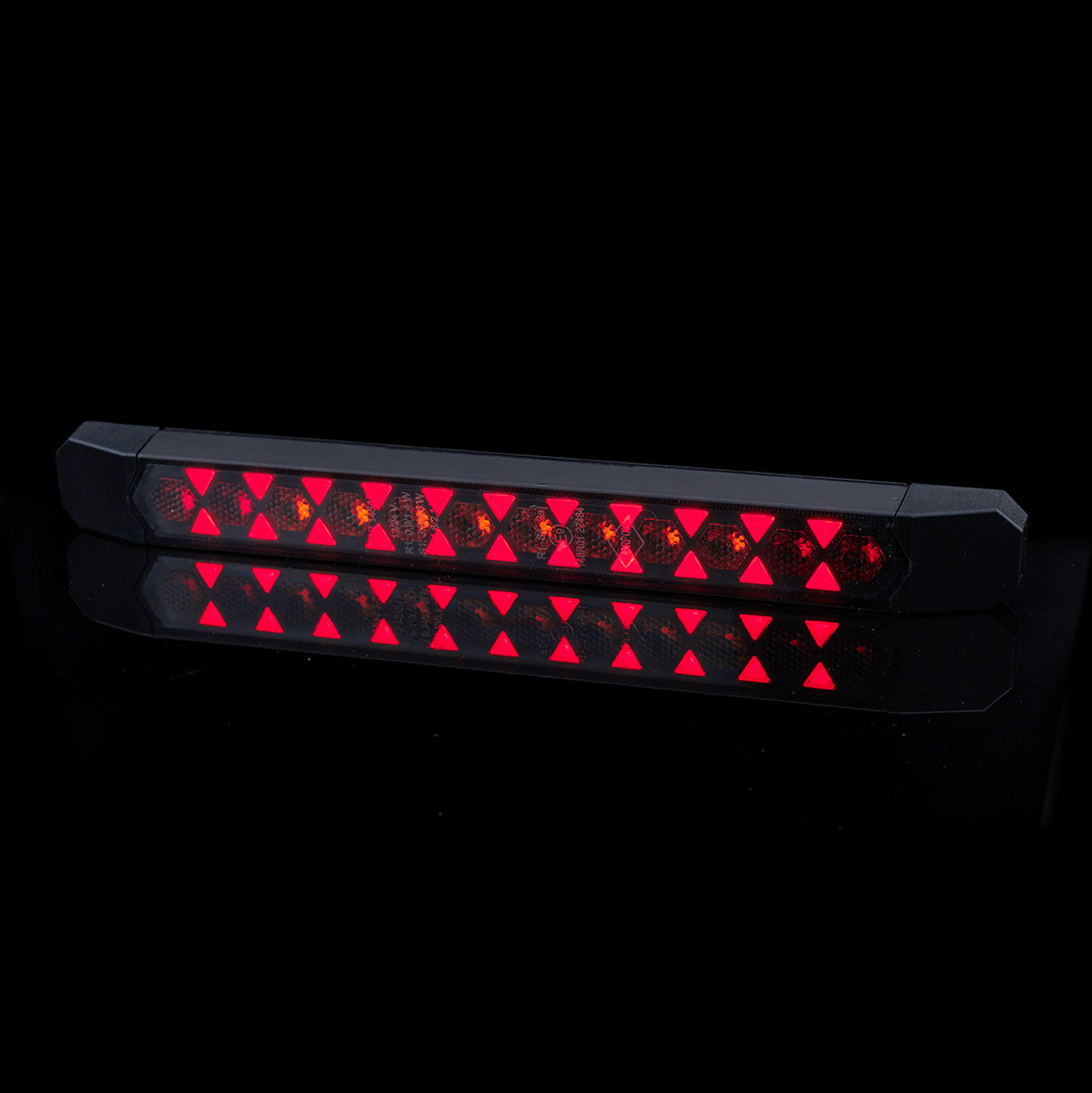 Rear Multifunction LED Amber and Red Light With Dynamic Direction Indicator LIZARD LZD 3141 by Horpol